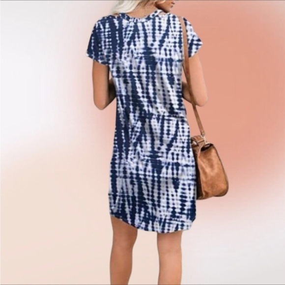 BERRYOU Blue Tie Dye Front Knot Dress‎ Med NWT - Picture 2 of 15